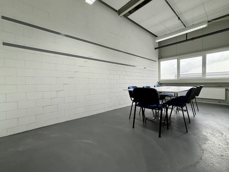 Helles Büro (16.7 m2) im WORKPLACE1 Oensingen (2)
