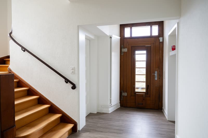 Herrschaftliche 6-Zimmer-Villa mit traumhafter Panoramasicht in Burg AG (4)