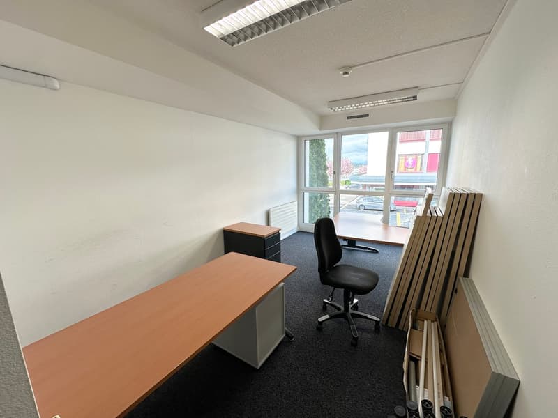 Crissier – Bureau de 149 m² au rez-de-chaussée, proche du centre et des accès autoroutiers (10)