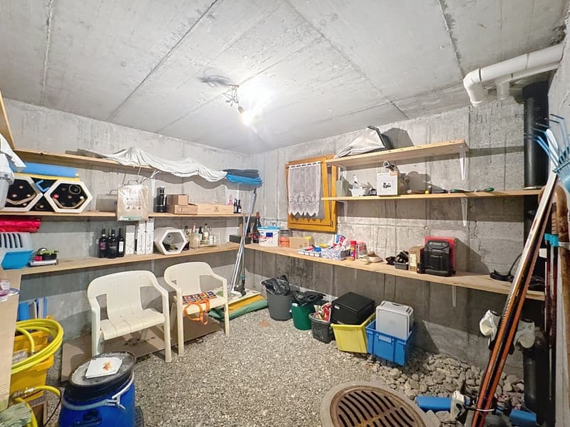 Arbaz, charmante maison de 6.5 pièces de 240 m2, avec places de parc et places couvertes (23)