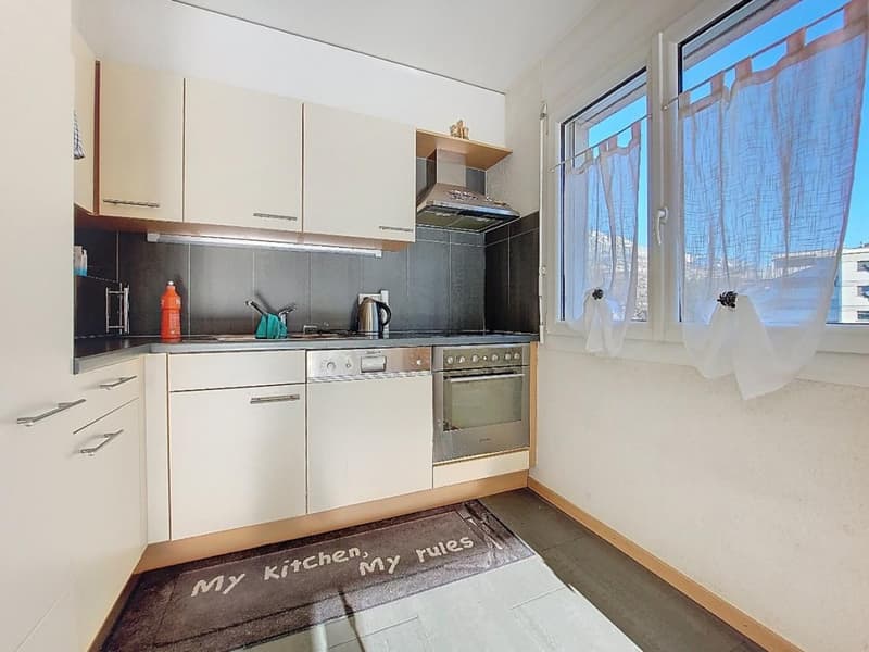 Sion/Pont-de-la-Morge, schönes 4.5-Zimmer-Apartment mit 104 m2, Balkon und 2 Parkplätzen (7)