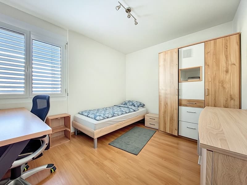 Sion/Pont-de-la-Morge, schönes 4.5-Zimmer-Apartment mit 104 m2, Balkon und 2 Parkplätzen (16)