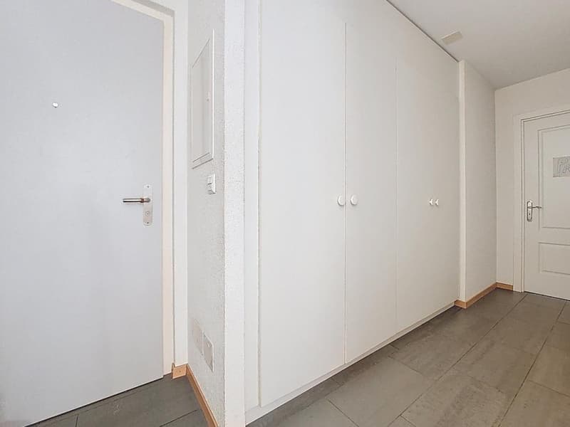 Sion/Pont-de-la-Morge, schönes 4.5-Zimmer-Apartment mit 104 m2, Balkon und 2 Parkplätzen (19)