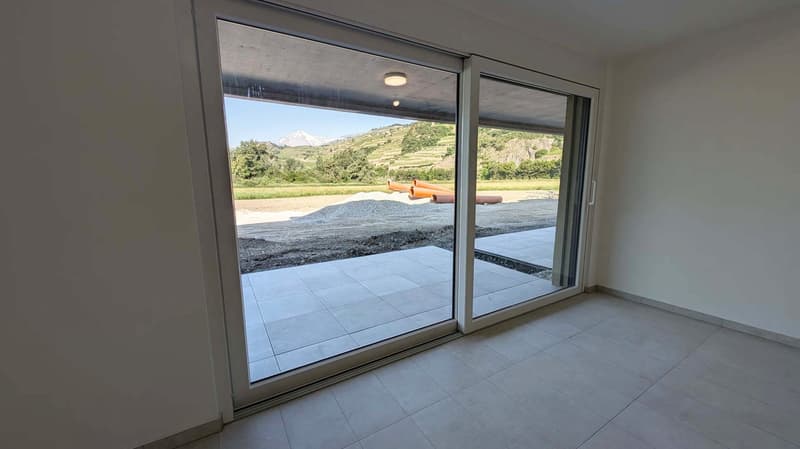 Uvrier / Sion – Neues 2.5-Zimmer-Apartment mit Parkplatz (2)