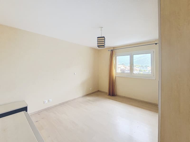 Vétroz, appartamento di 4,5 locali di 129 m2 vicino ai servizi con garage e posto auto (9)