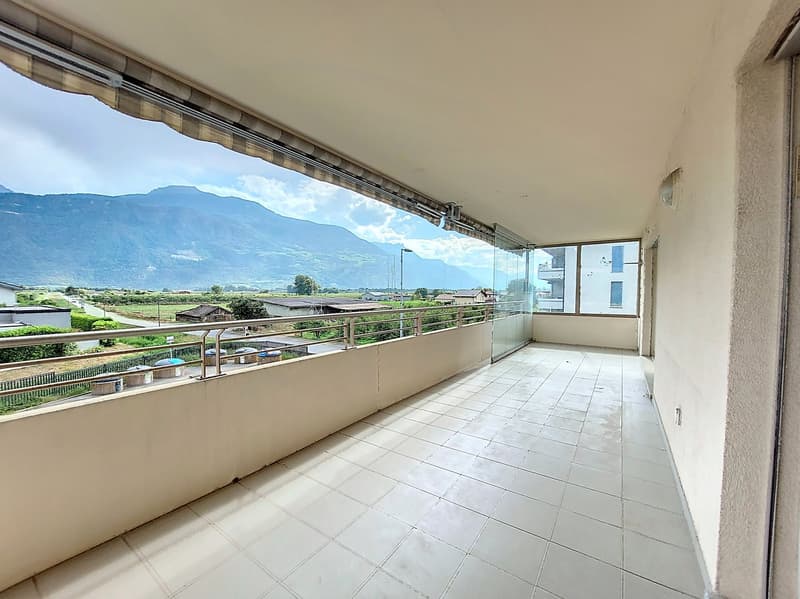 Vétroz, appartamento di 4,5 locali di 129 m2 vicino ai servizi con garage e posto auto (2)