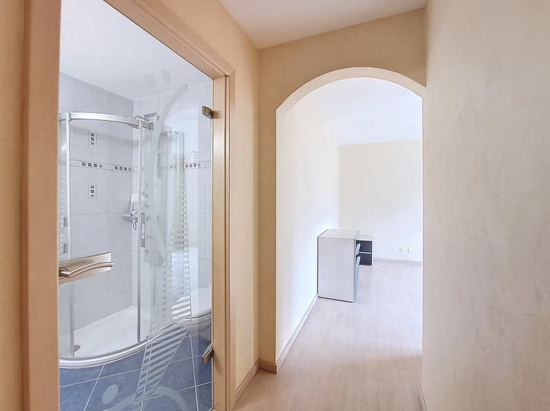 Vétroz, appartamento di 4,5 locali di 129 m2 vicino ai servizi con garage e posto auto (12)