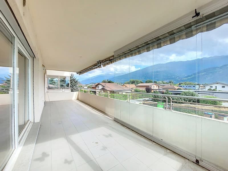 Vétroz, appartamento di 4,5 locali di 129 m2 vicino ai servizi con garage e posto auto (7)