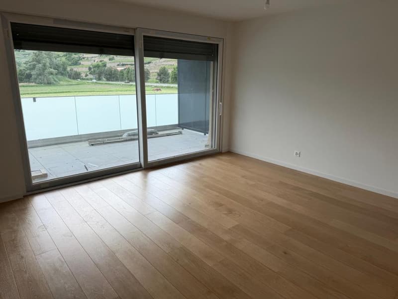 Uvrier / Sion – Magnifico appartamento di 2.5 locali con terrazza e posto auto (2)