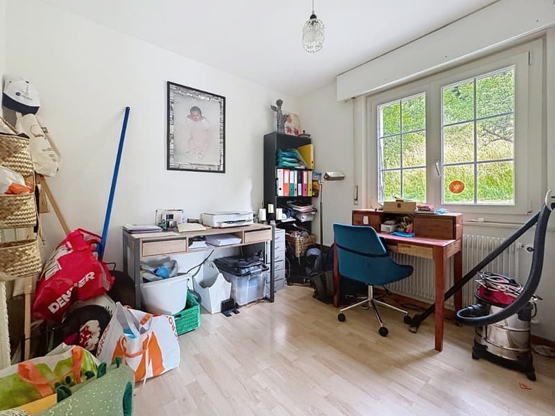 Sion, Villa mit 5.5 Zimmern von 197m2 in den Höhen von Bramois, inmitten der Natur, Garage, überdacht (11)