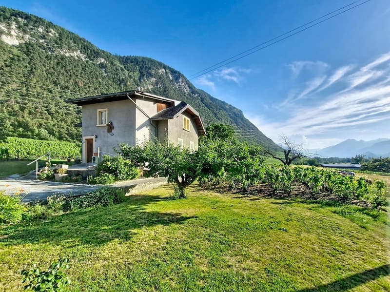 Pramagnon, family-friendly house of 230m2 with lawn and outdoor parking spaces (25)