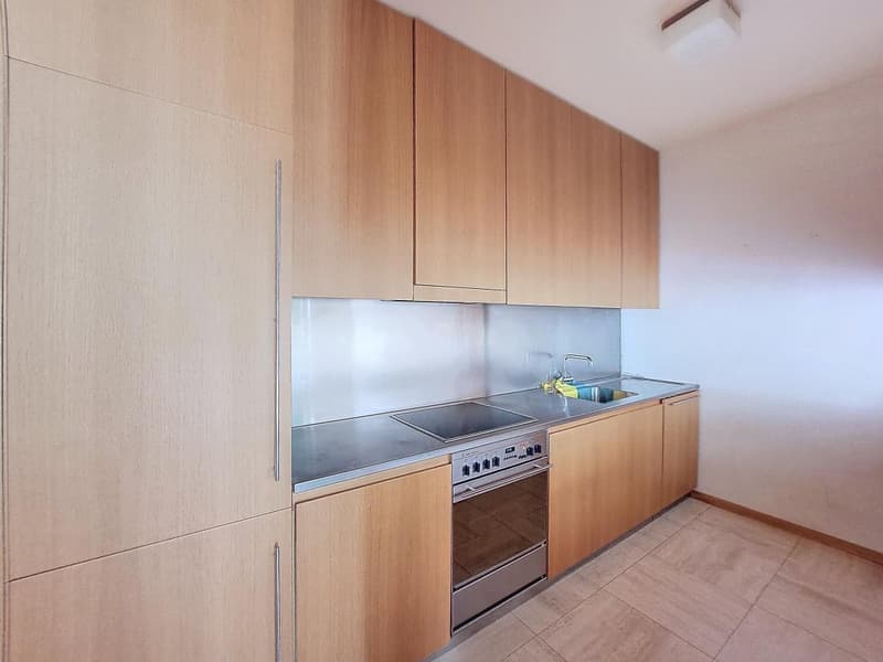Sion, 5-Zimmer-Wohnung in der Nähe von Schulen und dem St-Guérin-Viertel (5)