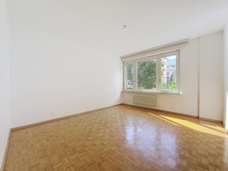 Sion, 5-Zimmer-Wohnung in der Nähe von Schulen und dem St-Guérin-Viertel (19)