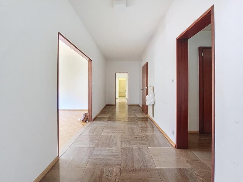 Sion, 5-Zimmer-Wohnung in der Nähe von Schulen und dem St-Guérin-Viertel (13)