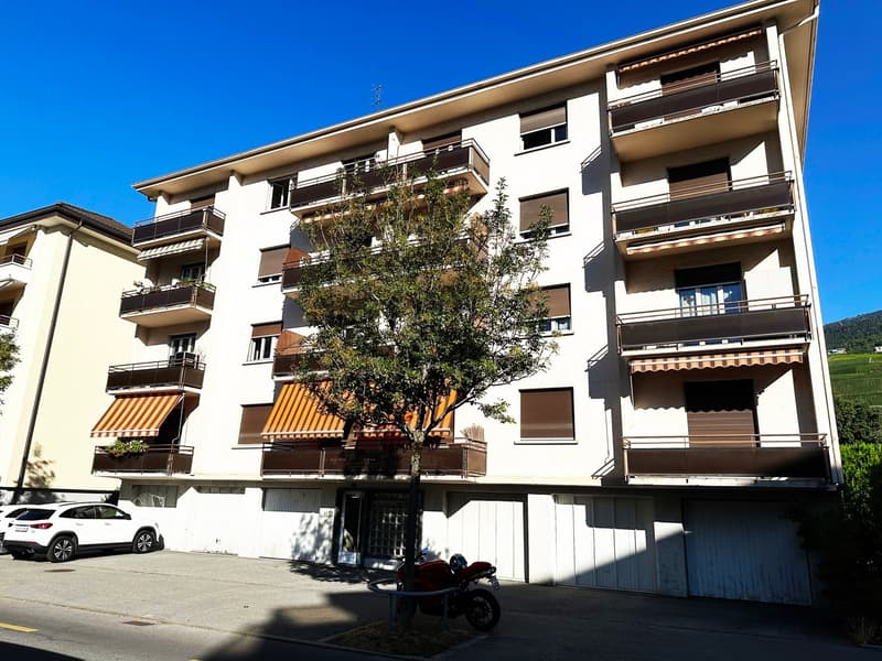 Sierre, appartement de 3.5 pièces dans le quartier de Ste-Croix, sans place de parc (1)