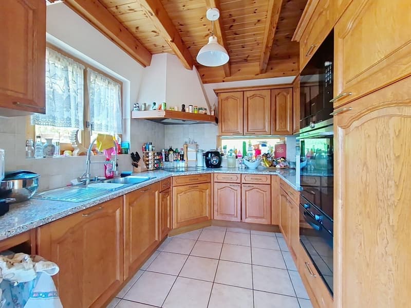 Arbaz, chalet de 5.5 pièces de 175 m2 avec garage et places de parc (6)