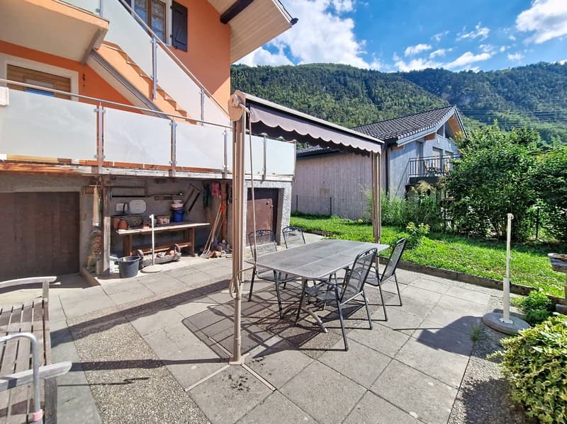 Grône, maison de 4.5 pièces de 151 m2 avec extérieures verdoyant et 2 places de parc (20)
