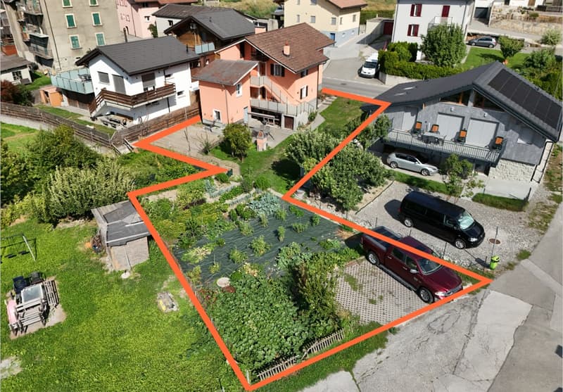 Grône, maison de 4.5 pièces de 151 m2 avec extérieures verdoyant et 2 places de parc (25)