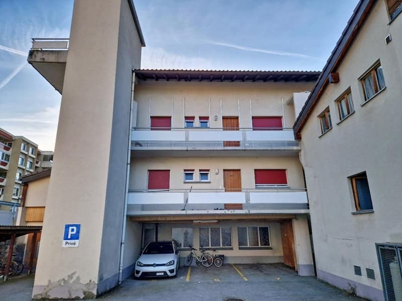 Saxon, lot de 2 immeubles de rendement, 11 appartements, 1 restaurant, 1 commerce, 9 pl. de parc (5)