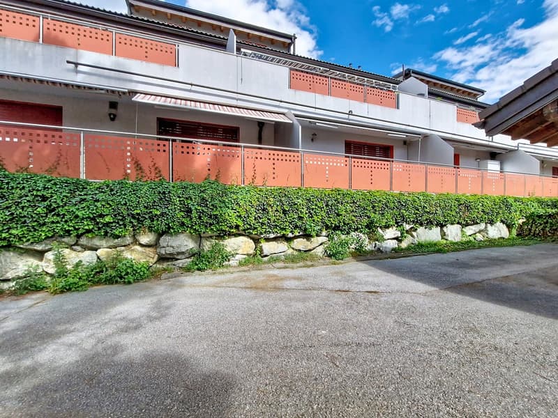 Grône, appartement de 2.5 pièces avec grand balcon et place de parc (17)