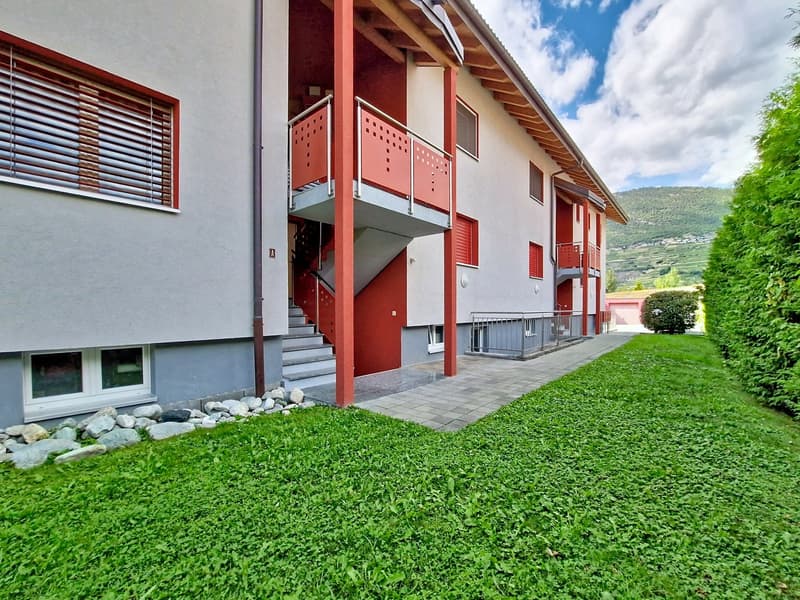 Grône, appartement de 2.5 pièces avec grand balcon et place de parc (16)