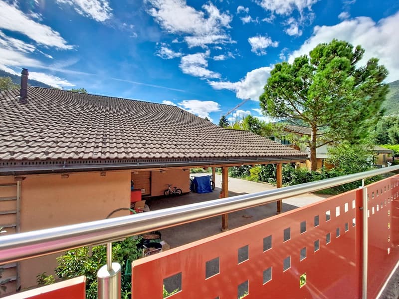 Grône, appartement de 2.5 pièces avec grand balcon et place de parc (15)