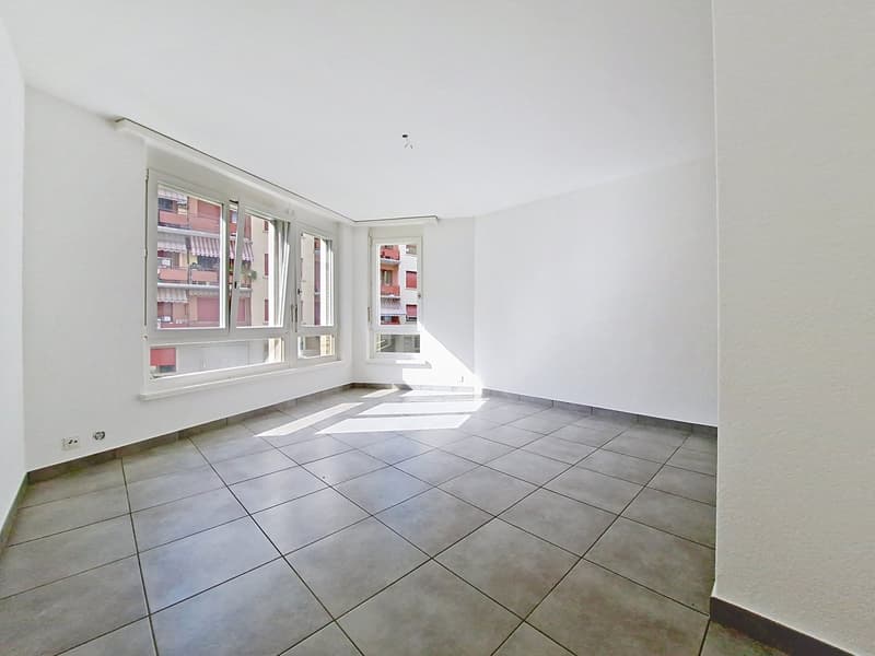 Sion, appartement de 3.5 pièces à l’ouest de la ville avec place de parc (1)