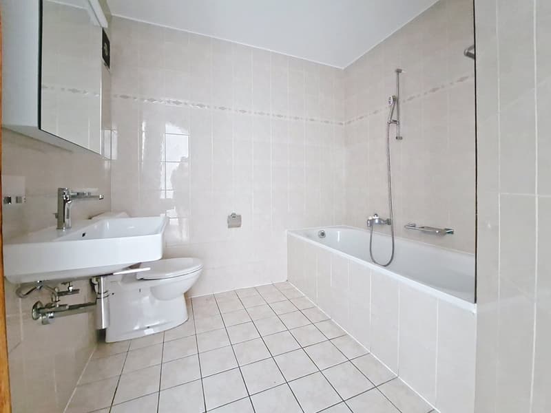 Sion, appartement de 3.5 pièces à l’ouest de la ville avec place de parc (4)