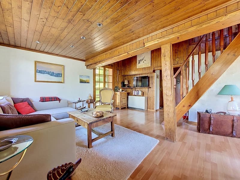 Daillet (Grône), chalet coup de cœur de 99 m² alliant charme et authenticité à 10 minutes de Nax. (3)