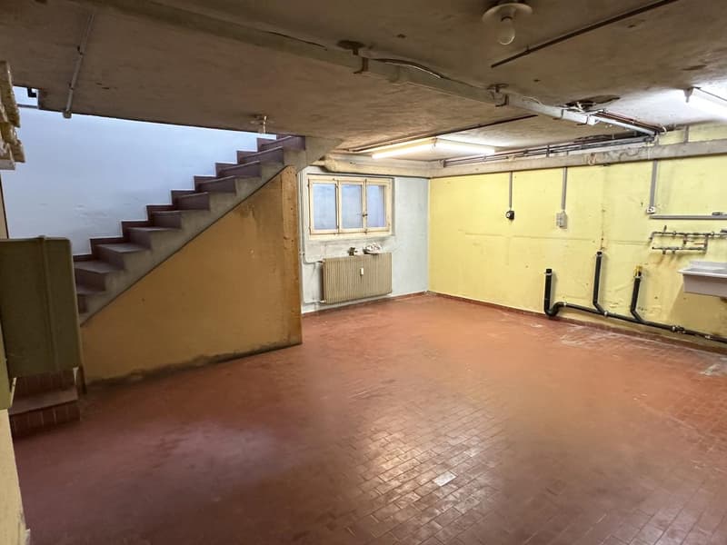 Sierre, local commercial avec sous-sol de 30 m2 aménageable sur demande au cœur de la ville (11)