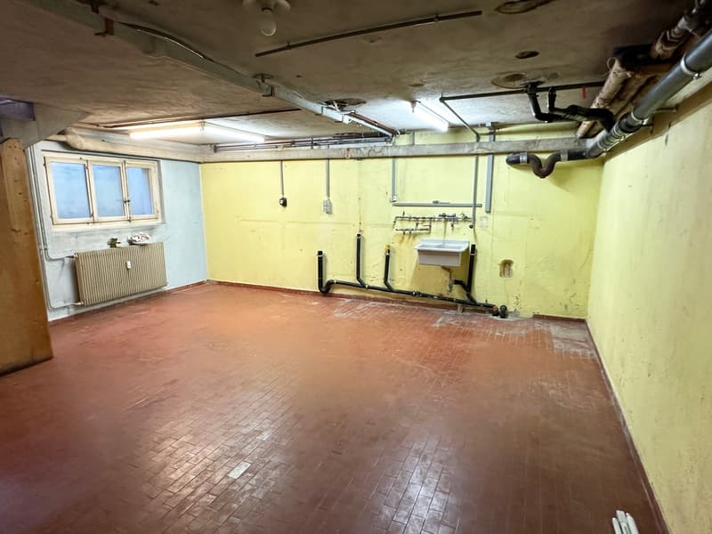 Sierre, local commercial avec sous-sol de 30 m2 aménageable sur demande au cœur de la ville (17)