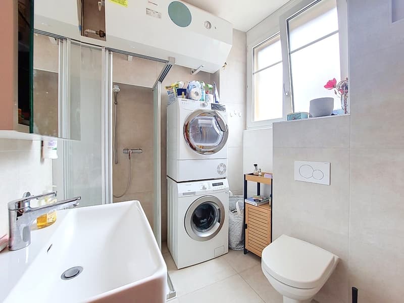 Sion, appartement de 3.5 pièces de 89 m2 au cœur de la vieille ville avec balcon (8)