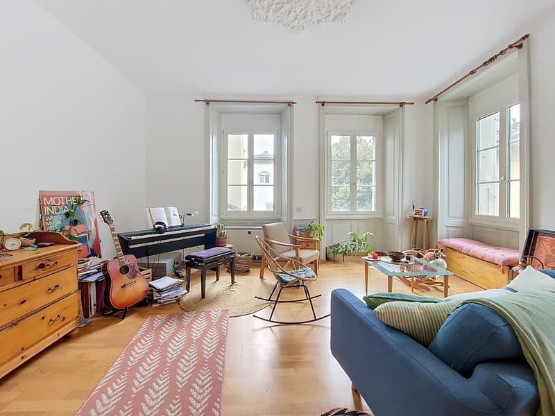 Sion, appartement de 3.5 pièces de 89 m2 au cœur de la vieille ville avec balcon (3)