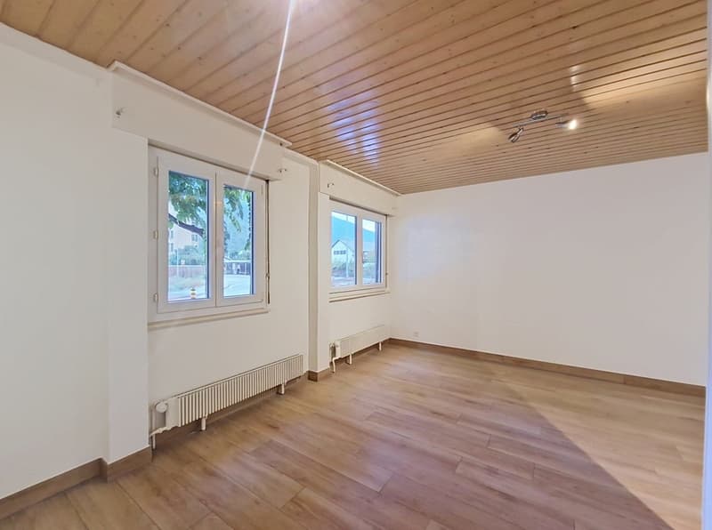 Sierre, appartement de 2.5 pièces rénové avec un bon rendement, proche de Géronde et du technopôle (5)