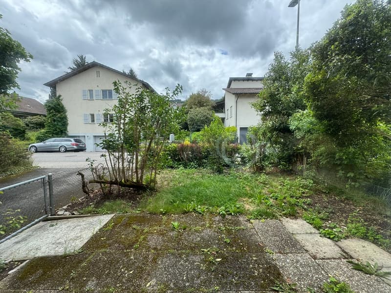 Attraktive 3.5-Zimmerwohnung im Erdgeschoss mit eigenem Gartensitzplatz (3)