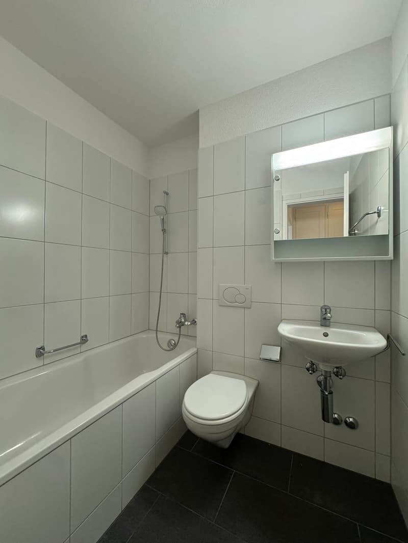 Gemütliche 2-Zimmerwohnung mit eigenem Gartensitzplatz. (11)