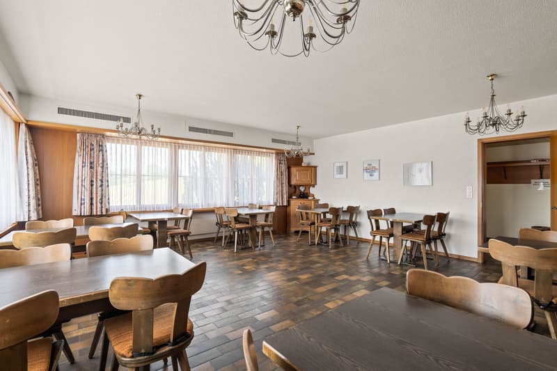 Mehrfamilienhaus mit zusätzlichem Bauland (7)