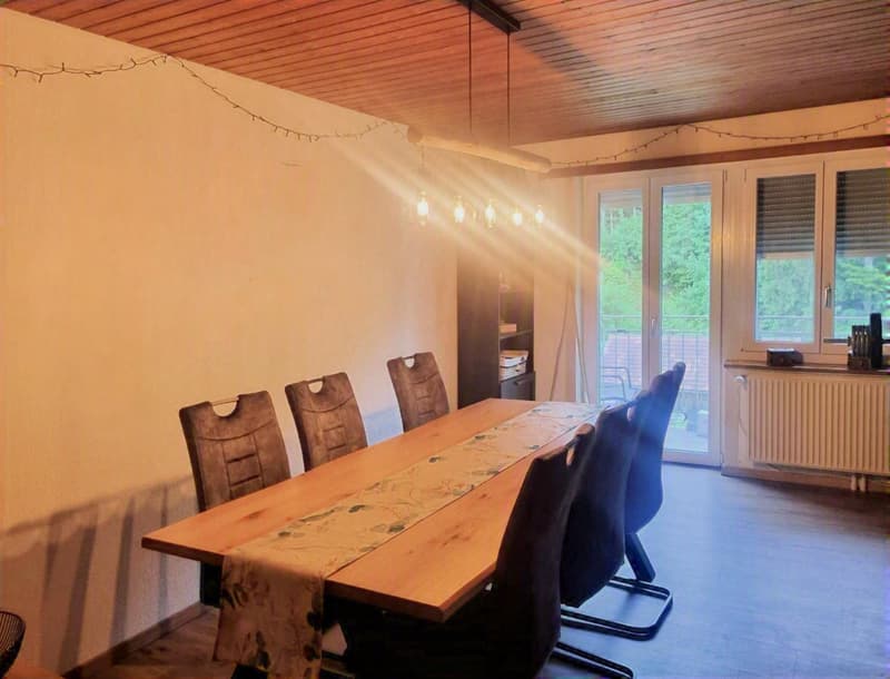 Charmant appartement 3.5 pièces avec grand balcon à Rüschegg Gambach (2)