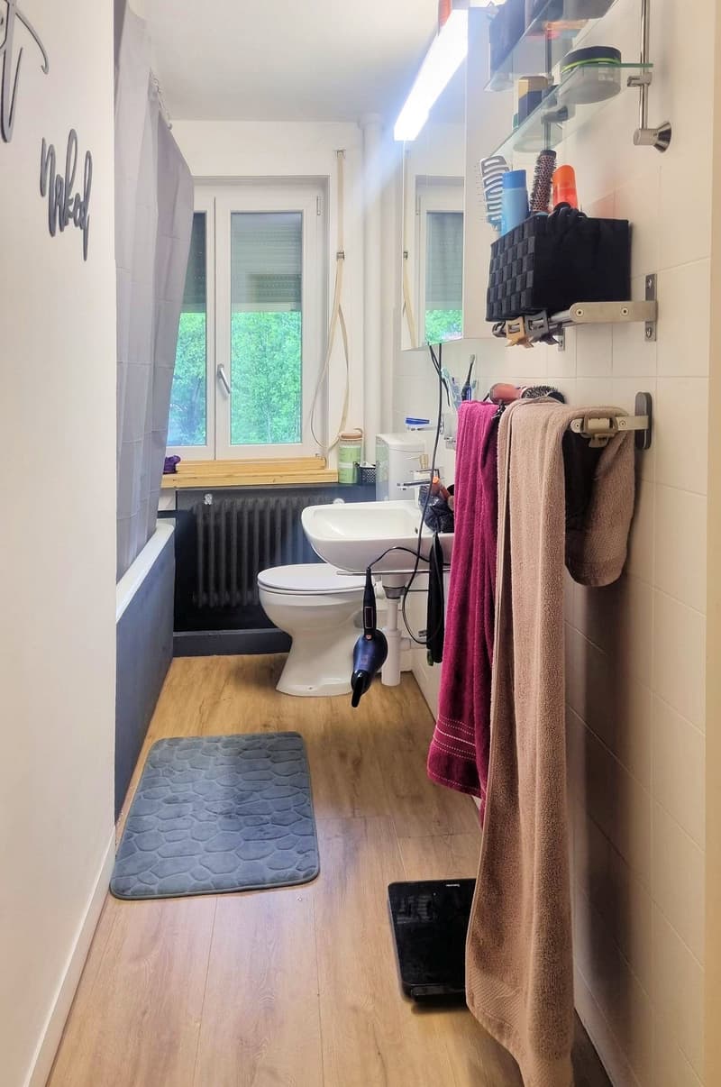 Charmant appartement 3.5 pièces avec grand balcon à Rüschegg Gambach (9)