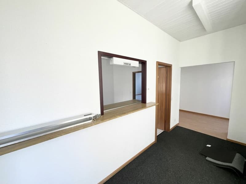 Locale Commerciale (2)