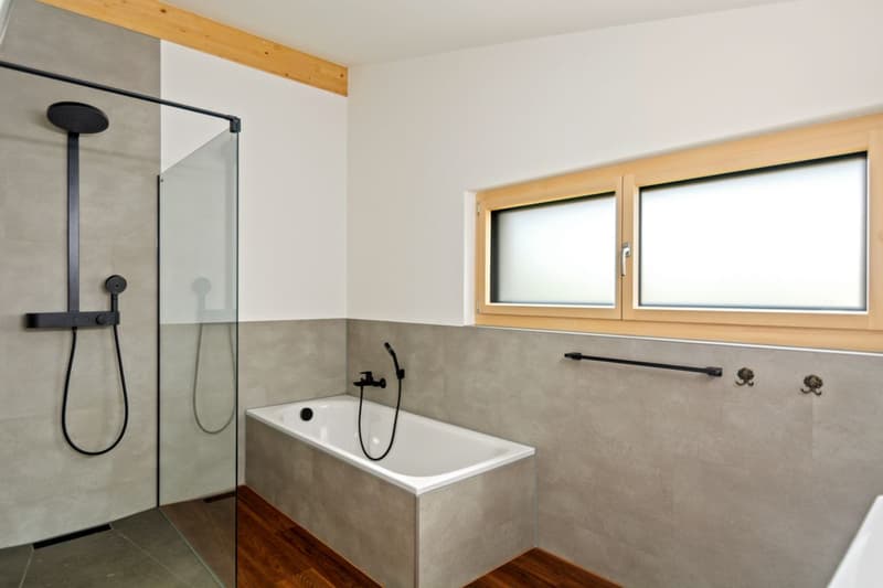 Casa individuale nuova in zona tranquilla - con vista libera (10)