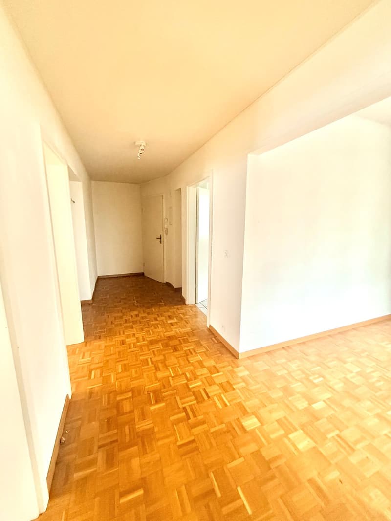 Apartment with 3.5 rooms and balcony (4)