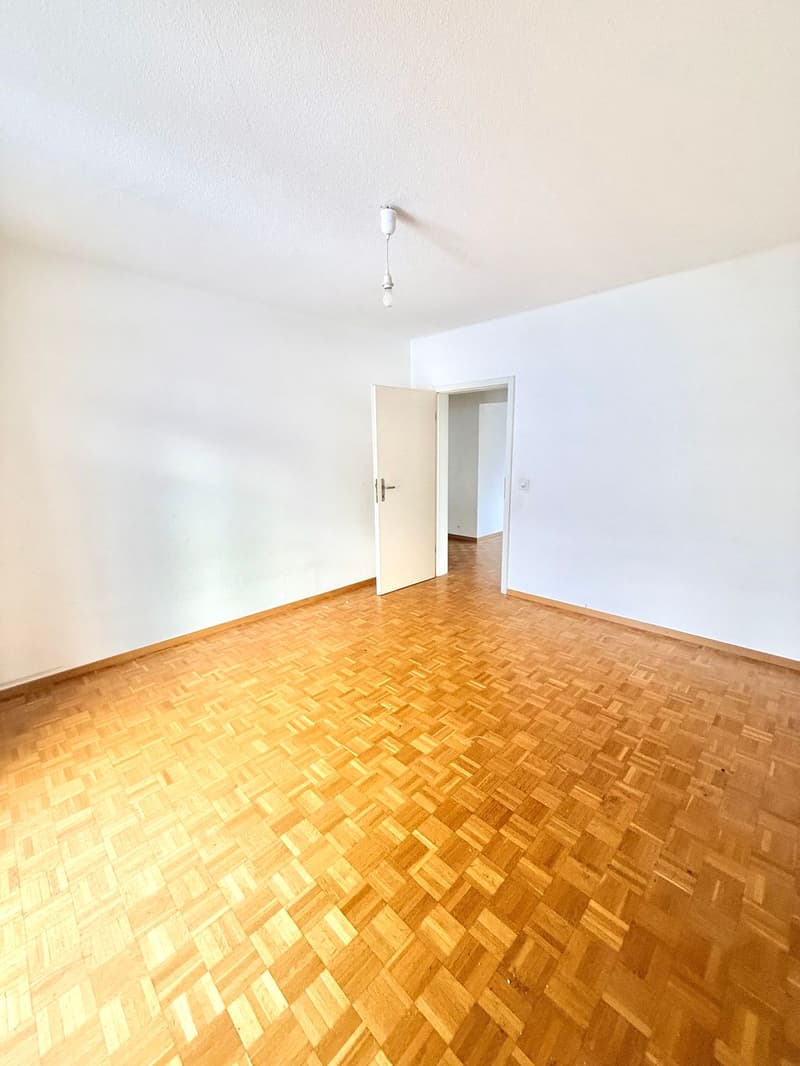 Apartment with 3.5 rooms and balcony (8)