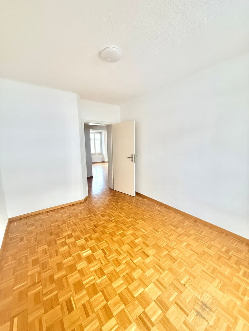 Apartment with 3.5 rooms and balcony (11)