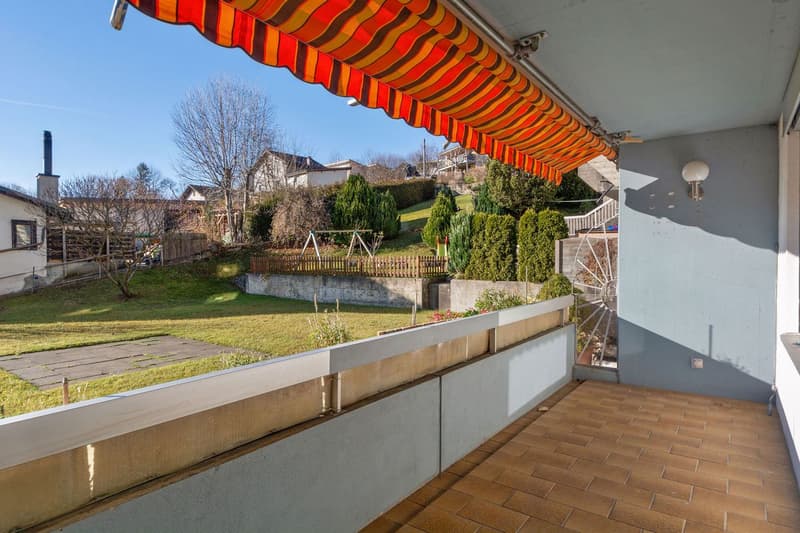 Appartamento di 4.5 locali PPE spazioso e accogliente con balcone, giardino comune e 3 posti auto (12)