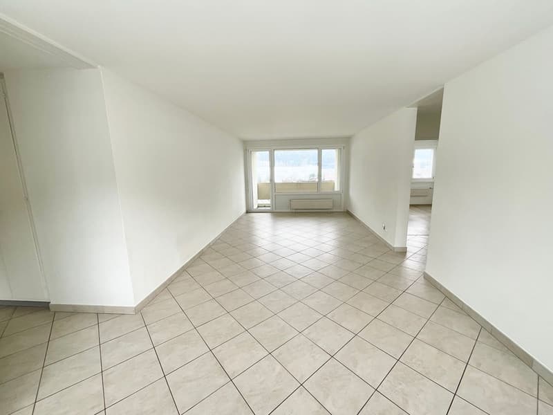 Appartamento di 3.5 locali con balcone e ascensore (5)