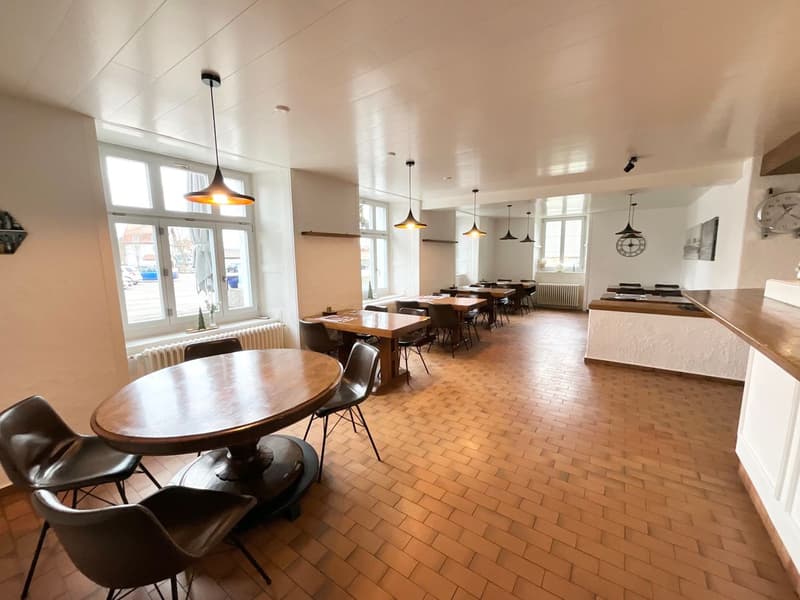 Ensemble alberghiero e ristorante con appartamento di servizio (7)
