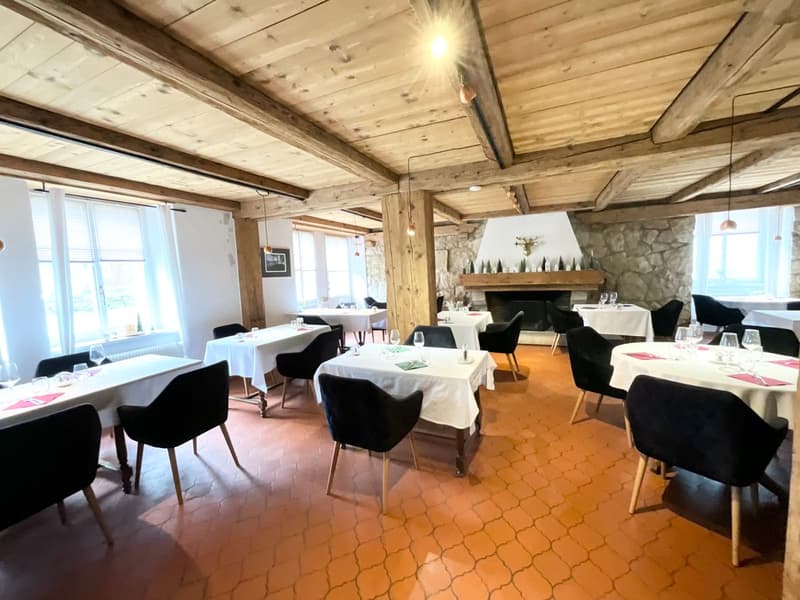Ensemble alberghiero e ristorante con appartamento di servizio (4)