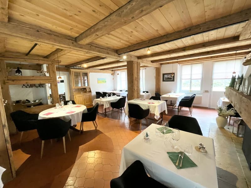 Ensemble alberghiero e ristorante con appartamento di servizio (3)