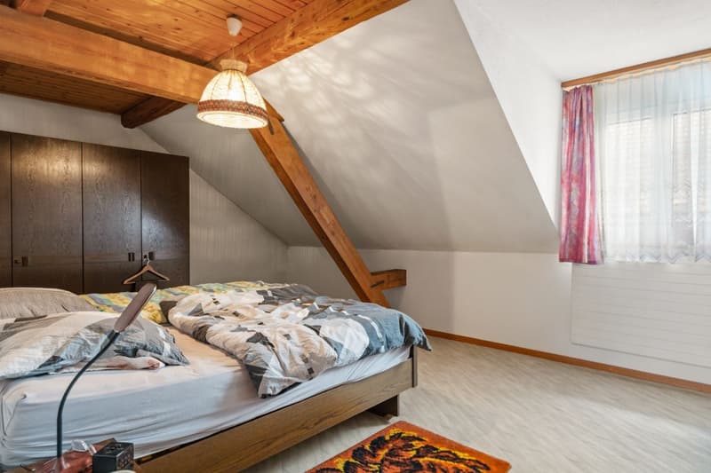 Casa a gronda contigua con aree commerciali e grande terrazza (6)